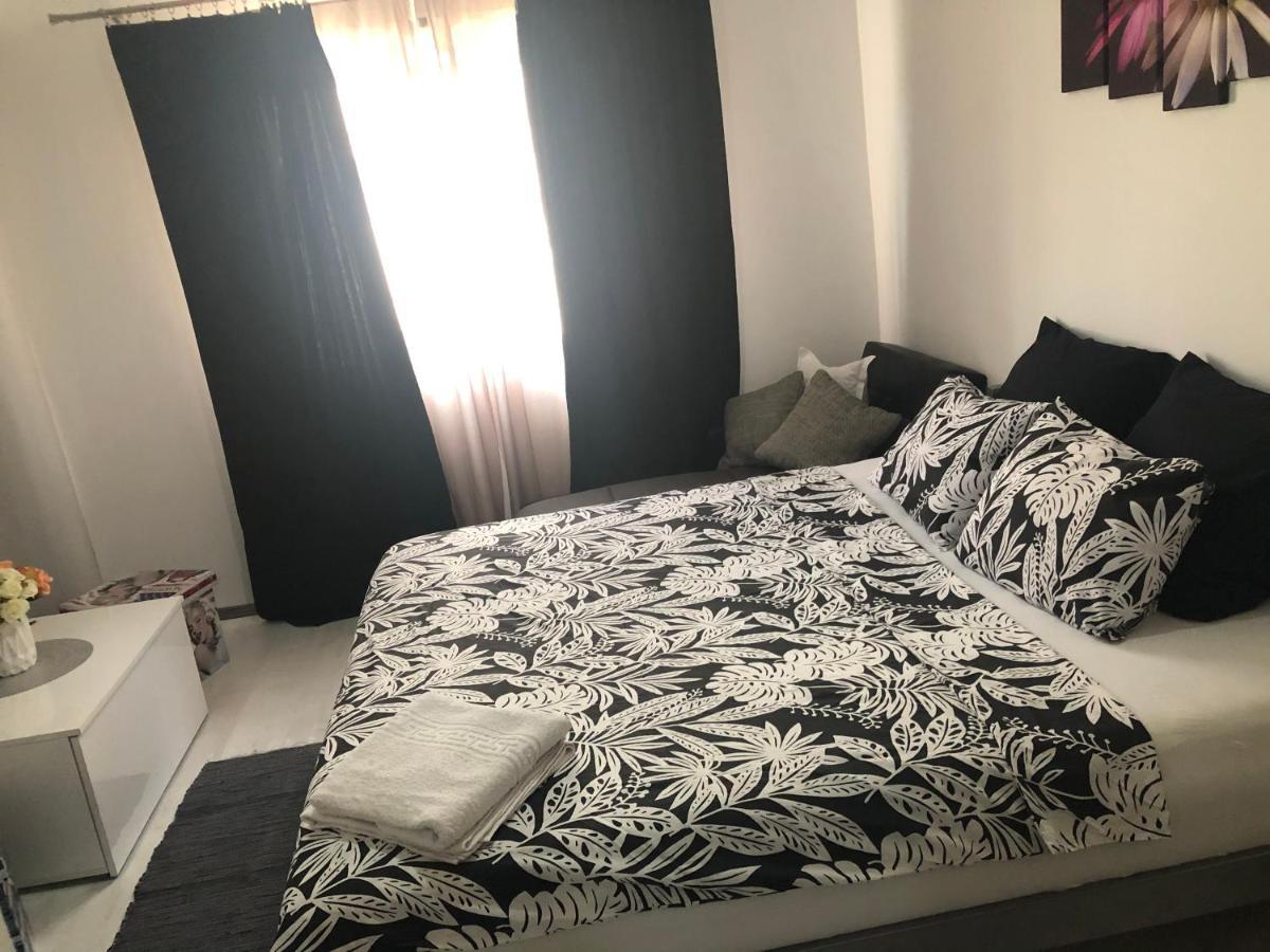 Apartamento Garsoniera Aleea Trandafirilor Băile Herculane Exterior foto