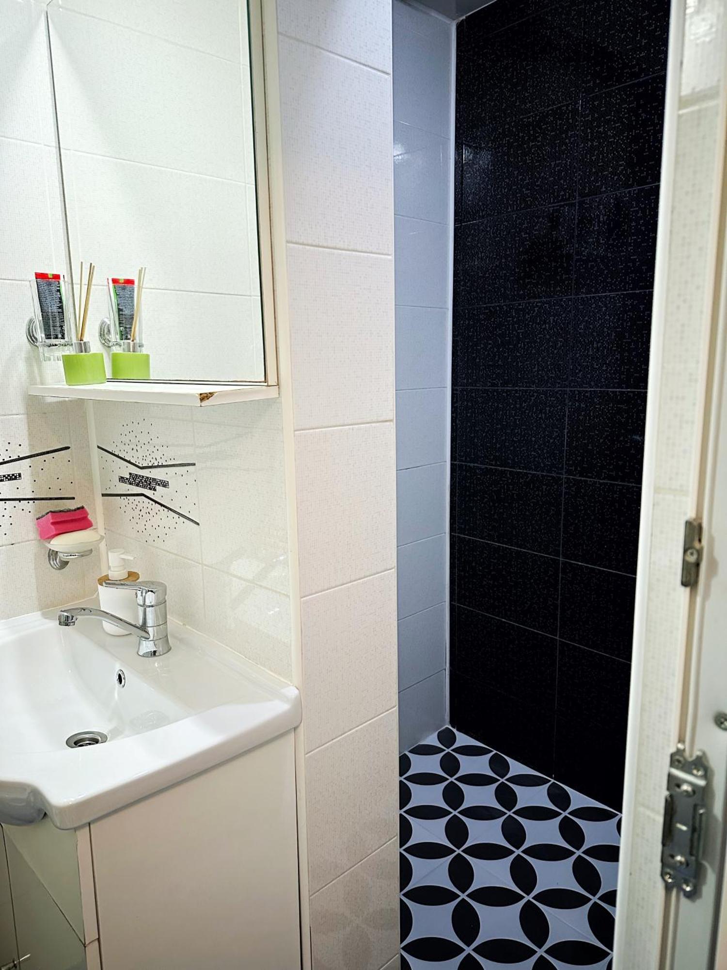 Apartamento Garsoniera Aleea Trandafirilor Băile Herculane Exterior foto